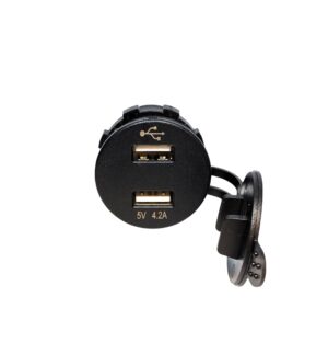 USB A uttag med voltmätare till plasthölje
